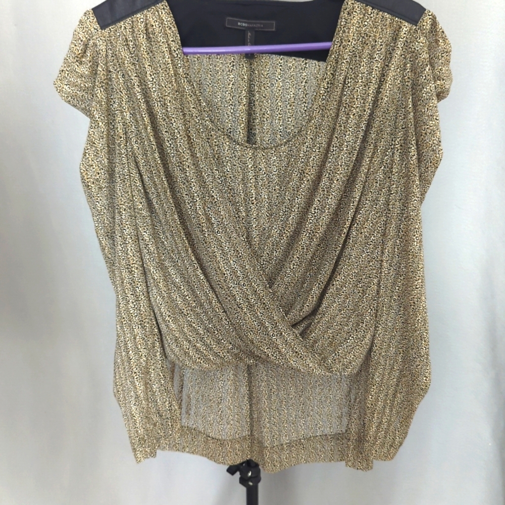 BCBG MAXAZRIA Print top with puff sleeves